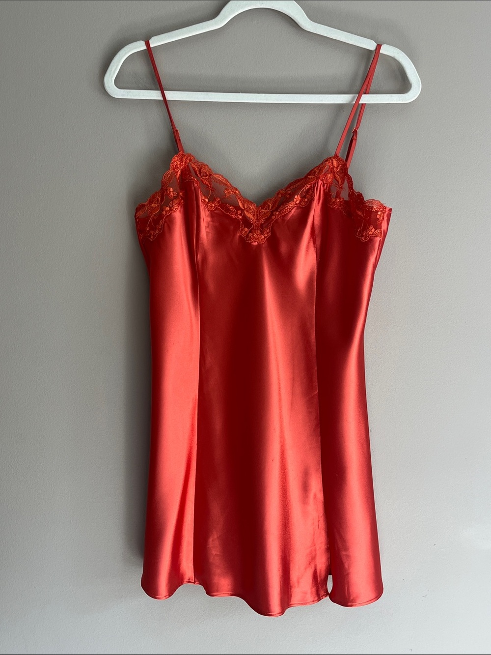 Victoria's Secret satin and lace chemise slip in rust/Orange dress size small